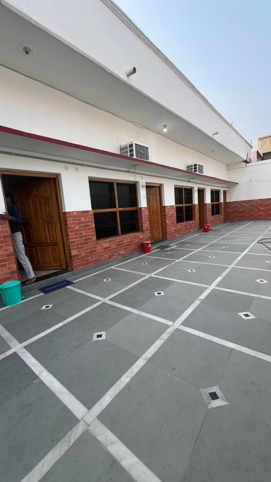 Hotel Vijay Palace Ayodhya 外观 照片
